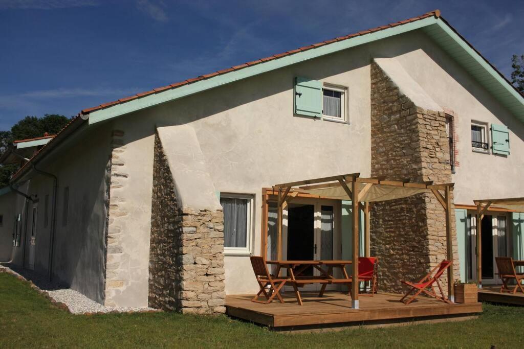 La Maison Des Eyres - Gite Le Fadet Pey Exterior foto